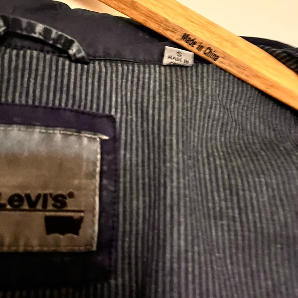 Levi’s  denim jacket - Picture 10 of 11